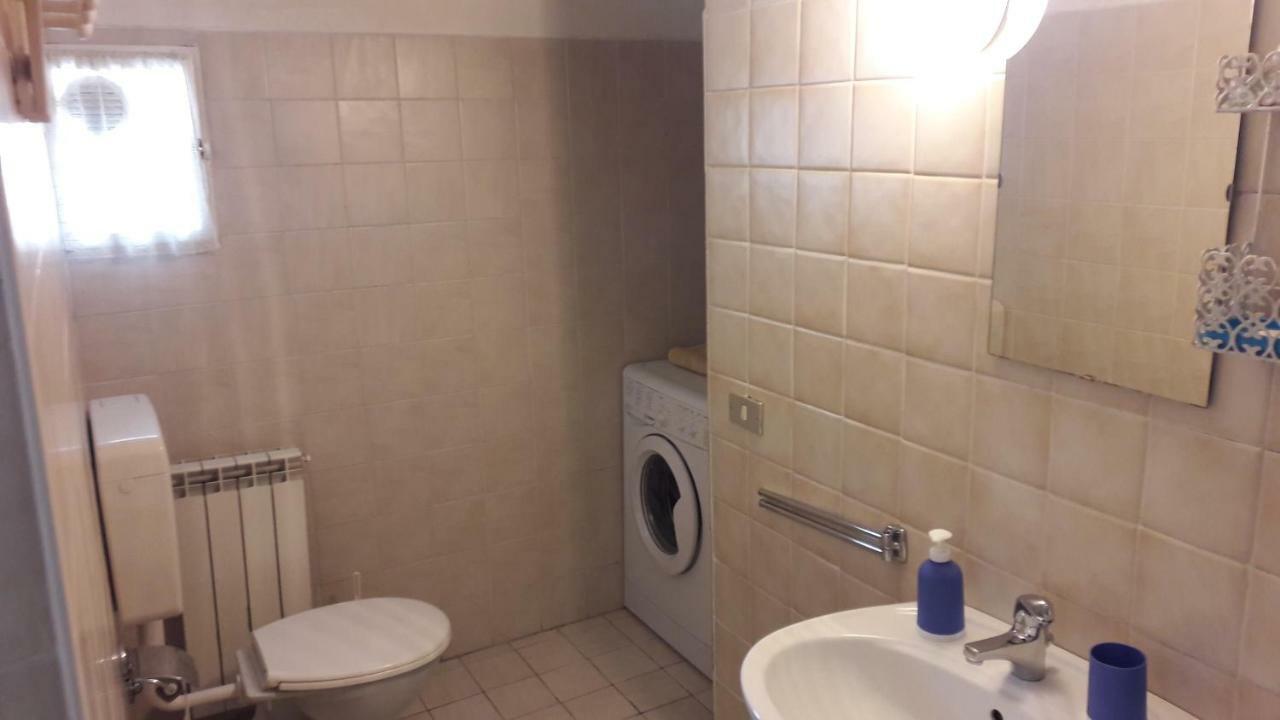メナッジョCasa Al Ponteアパートメント エクステリア 写真